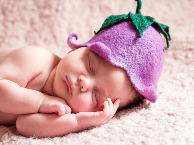 Cute-Sleeping-Newborn-Baby-Images-Of-New-Born-Full-Hd-For-Mobile