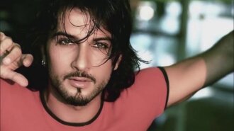 Возмужал и обзавелся семьей: самый красивый турецкий певец Таркан вновь покоряет женские сердца