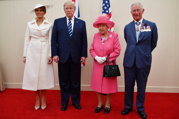 Мелания и Дональд Трамп, королева Елизавета и принц Чарльз
