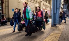 В Украине ограничат выезд для женщин: кто попадает под запрет