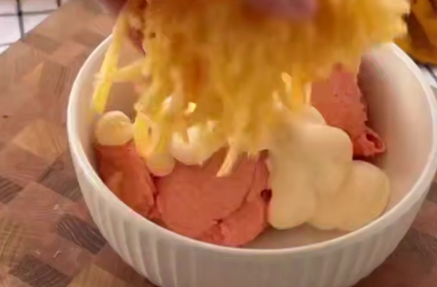 Суші-пиріг, кадр з відео