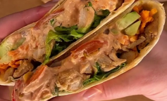 Шаурма, кадр з відео