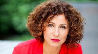 На зависть Каменских: 51-летняя Надежда Матвеева похвасталась «стальным» прессом и подкачанными ножками
