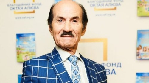 Больной пневмонией Григорий Чапкис показал фото из больницы: овации, держится молодцом
