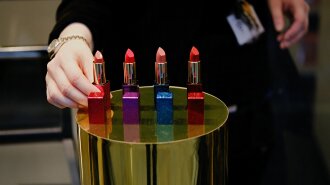 Тест для леді: вибери найкрасивіший для тебе колір помади і дізнайся таємницю своєї особистості