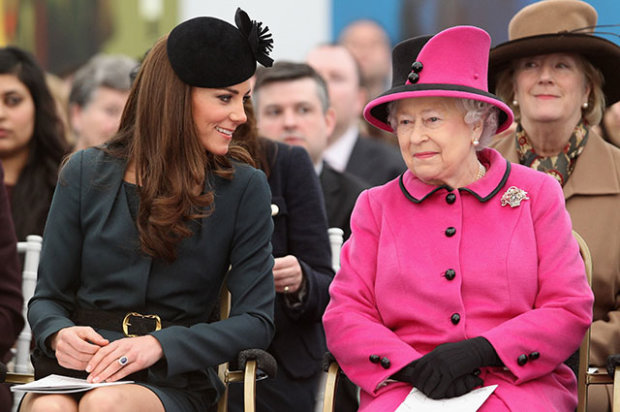 Королева Елизавета ІІ наградила Кейт Миддлтон новыми обязанностями