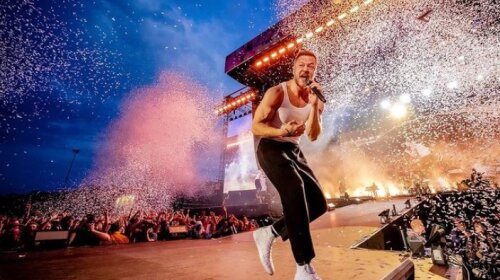 Солист Imagine Dragons осудил войну в Украине на фестивале в Польше (видео)