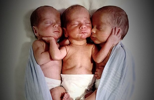 Тройняшки после рождения