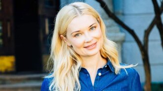 44-летняя Лидия Таран появилась в кадре в белом брючном костюме - скрыла кругленький животик (фото)