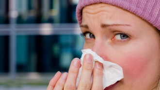 Аллергия на холод: почему появляется, как распознать и нужно ли лечить