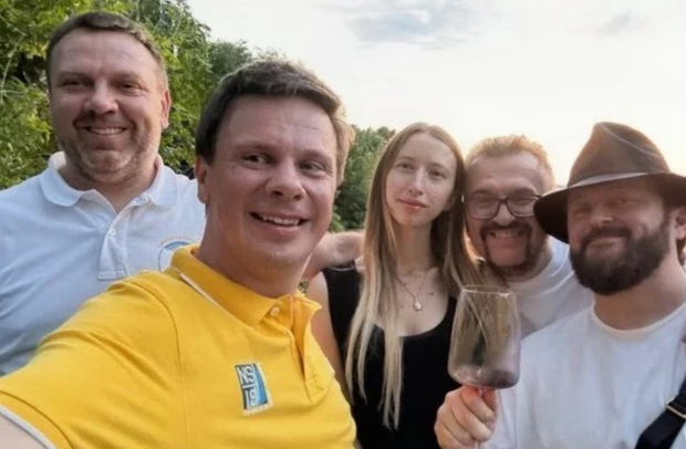 Олександр Пономарьов з Софією, Дзідзьо та Дмитром Комаровим, фото з соцмереж