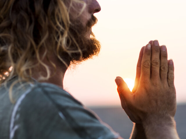 Ученые доказали, что молитва может исцелять