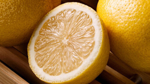 Лимонный сок может заменить соль