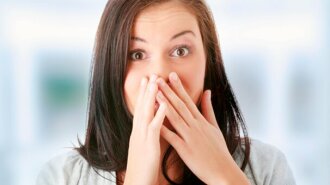 О каких болезнях может "кричать" неприятный запах изо рта: ответ стоматолога