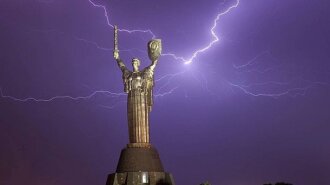 На Київ суне гроза першого рівня небезпечності - гідрометцентр