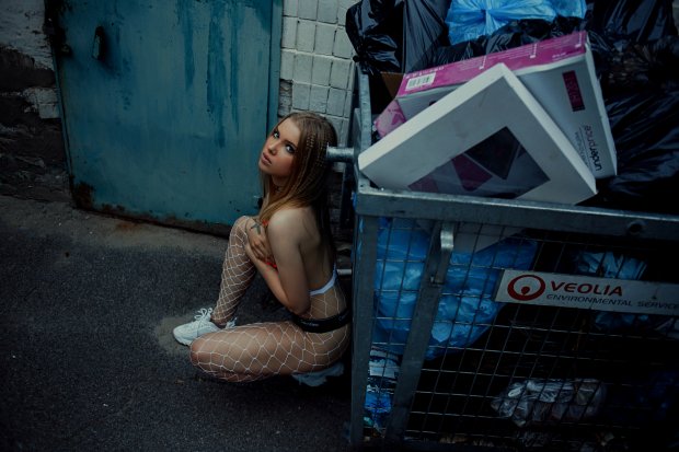 Украинская звезда Playboy снялась в необычной фотосессии