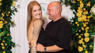 Юрий Ткач с женой, фото из соцсетей