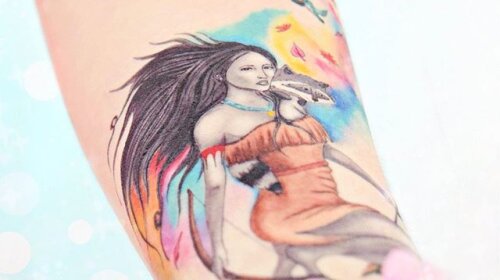 Универсальный тренд: акварельные тату, которые подойдут всем девушкам