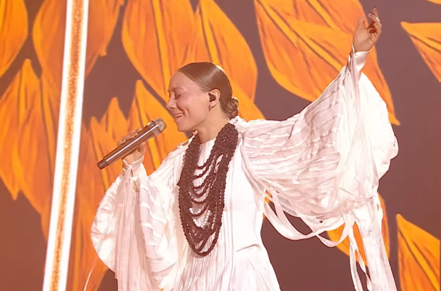 LELEKA (Вікторія Корнікова), кадр з відео