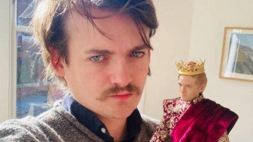 Джоффри из "Игры престолов" удивил реакцией на воздушную тревогу в Киеве