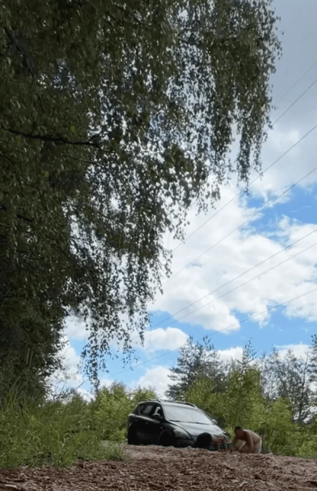 Скрін публікації Артема Пивоварова