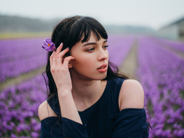 flower-field-woman-photoshoot-10