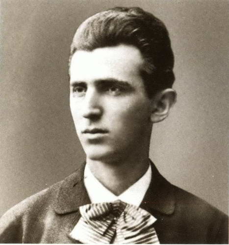 Никола Тесла в молодости