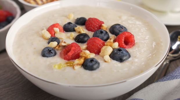 Вівсяна каша. Фото: youtube.com