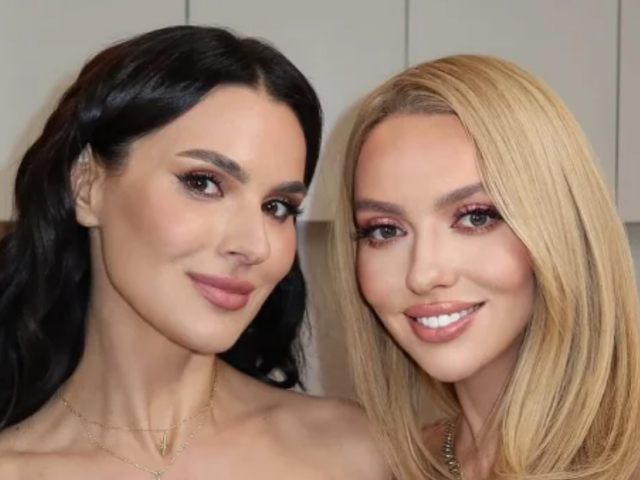 Оля Полякова та Маша Єфросиніна