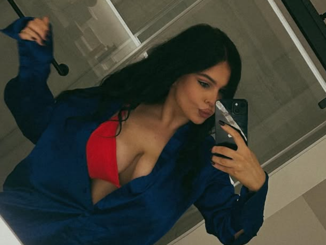 Злата Мітчелл, фото із соцмереж