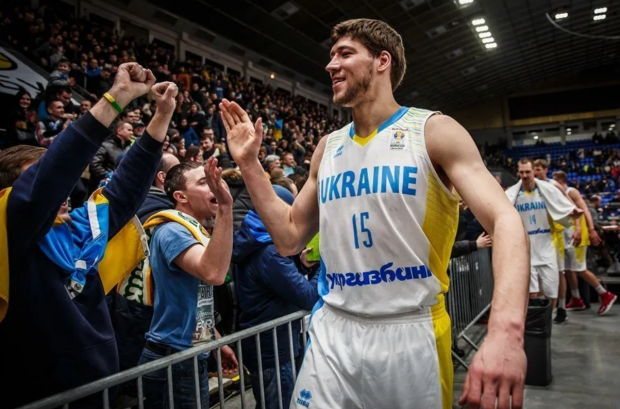 В'ячеслав Кравцов, зображення із вільних джерел