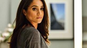 1526387327_meghan-markle-suits