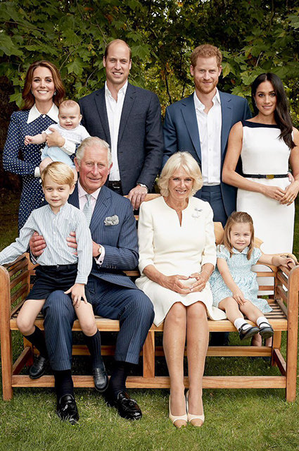 Всі члени королівської родини у новій фотосесії