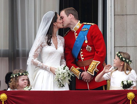 Принц Уильям и Кейт Миддлтон поженились в 2011 году