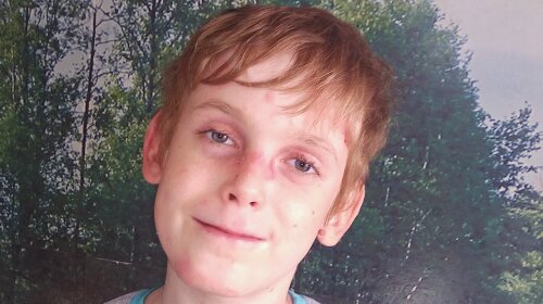 11-летнему Мишеньке нужна помощь: история мальчика с тяжелым диагнозом