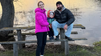 Юлія Бакуменко, Віталій Козловський та їх син Оскар, фото з соцмереж