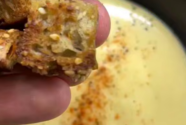 Сирний крем-суп, кадр з відео