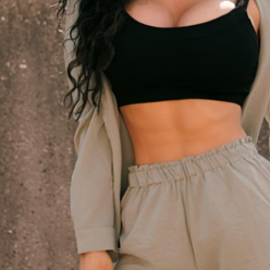 Жінка, мода, одяг