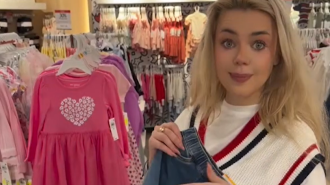 Аліна Гросу, кадр з відео