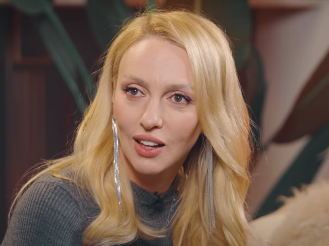 Оля Полякова