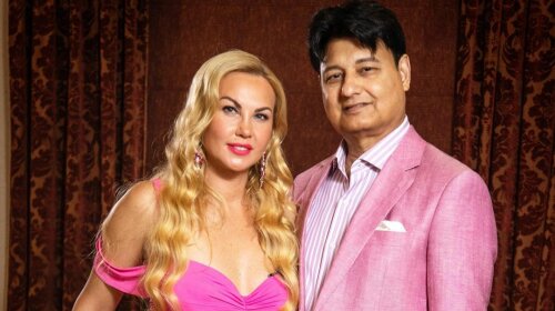 Праздник в розовых тонах: певица Камалия показала милые семейные фотографии с 65-летнего юбилея мужа Захура