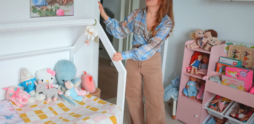 Дитяча кімната, кадр з відео