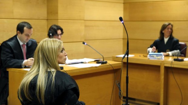 Аурея Васкер Риджос в суді в Мадриді
