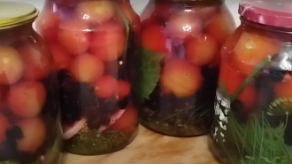 Мариновані помідори
