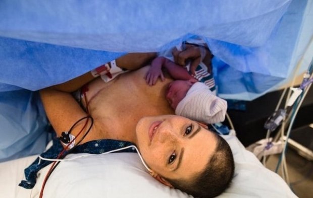 Мария Крайдер с раком молочной железы родила здорового ребенка