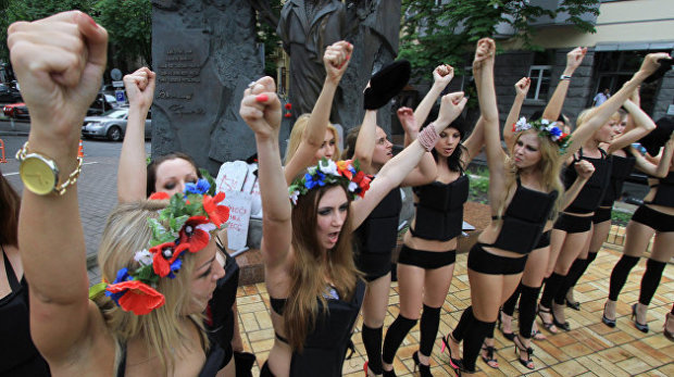 Участницы движения Femen
