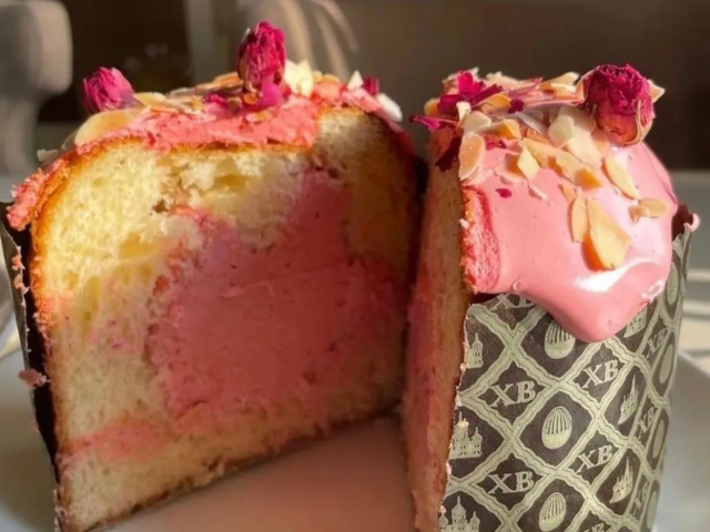 Малинова паска, кадр з відео