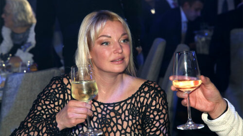 До алкоголизма: как выглядела "королева шпагатов" Анастасия Волочкова в далекой юности
