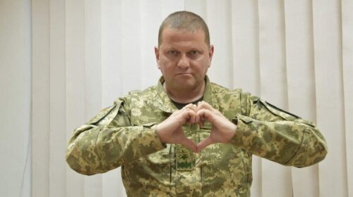 Краш українок Валерій Залужний показав романтичне фото із дружиною: "Люблю тебе" (ФОТО)