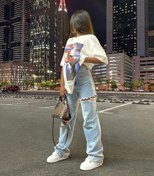 Мода, одяг, кросівки